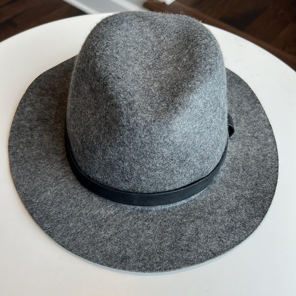 H&M Heather Gray Fedora Hat 100% Felted Wool with Vegan Leather Black Belt EUC‎ - Picture 5 of 16